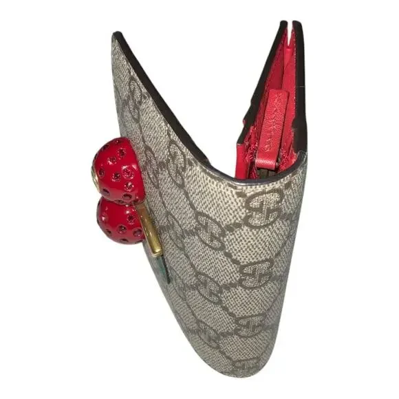 GUCCI Cherry GG Supreme  Beige Gray Bi-fold Wallet W/Box and Card - Picture 9 of 16